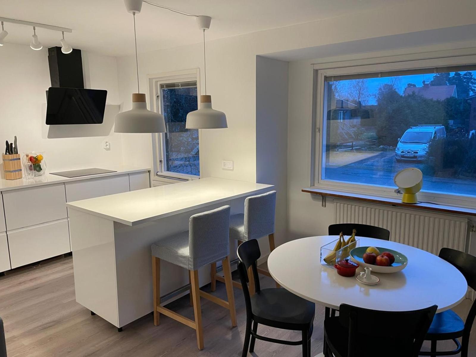 Modern 3 Bed Rooms In Almhult Close To Vaxjo Airport Esterno foto